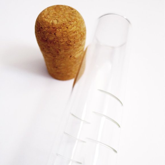 NEW IN BOX Test Tube Glass TEA INFUSER With Cork Top - Picture 2 of 3